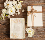 Prezenty dla Panny Młodej  zestaw do wina i drinków  Prezent dla Panny Młodej od Mamy złoty kieliszek, brokatowa butelka  2