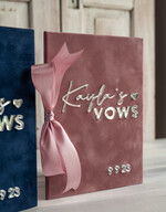 Przysięga Małżeńska  Błogosławieństwo od Rodziców Przysięga Małżeńska   welurowa okładka na przysięgi małżeńskie, treść przysięgi małżeńskiej w welurowej eleganckiej okładce, przysięga ślubna pamiątka dla Pary Młodej7