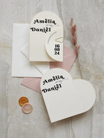 Zaproszenia ślubne Proste i Nowoczesne  zaproszenia ślubne z ozdobnym spinaczem, minimalistyczne zaproszenia na ślub w kształcie serca, delikatne zaproszenia slubne proste wzory zaproszeń ślubnych1