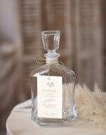 Zawieszki na butelki Nowoczesne prosta forma  zawieszki ślubne, zawieszki na alkohol z dowolną treścią, ozdobna zawieszka na wódkę weselną, etykieta na butelki, proste zawieszki ślubne0