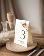 Numery na stół Nowoczesne prosta forma  Eleganckie numerki na stół weselny, numeracja stołów weselnych, proste i delikatne numerki na stoły weselne, dekoracja stołu weselnego 2