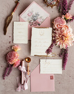 Zaproszenia ślubne Wydzierane Brzegi wyjątkowe zaproszenia ślubne z wrzosem, eleganckie zaproszenia na ślub z wrzosem, delikatne zaproszenia slubne, naturalne zaproszenia slubne z wrzosem1