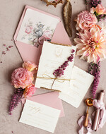 Zaproszenia ślubne Wydzierane Brzegi wyjątkowe zaproszenia ślubne z wrzosem, eleganckie zaproszenia na ślub z wrzosem, delikatne zaproszenia slubne, naturalne zaproszenia slubne z wrzosem9