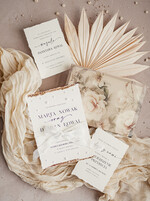 Zaproszenia ślubne z perełkami / tłoczeniem darte złocone zaproszenia ślubne z perełkami, minimalistyczne zaproszenie na ślub z perełkami i kalkową kopertą, rwane złocone zaproszenie na ślub cywilny perły6