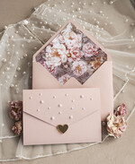 Zaproszenia ślubne z perełkami / tłoczeniem kopertowe złocone zaproszenia ślubne z perełkami, różowe peonie zaproszenie na ślub z perełkam, pudrowy róż złocone zaproszenie na ślub cywilny perły i piwonie1