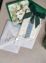 Zaproszenia ślubne z perełkami / tłoczeniem złote zaproszenia ślubne z perełkami, eleganckie zaproszenie na ślub w kalkowym etui,  złocone zaproszenie na ślub cywilny perły21