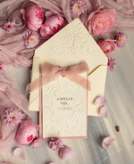 Zaproszenia ślubne z perełkami / tłoczeniem Eleganckie Zaproszenia Na Ślub, Nowoczesne Zaproszenia W Kolorze Różowym, Zaproszenia Ślubne Ze Złotymi Literami, Eleganckie Zaproszenia Ślubne z tłoczonymi kwiatami3