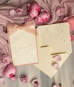 Zaproszenia ślubne z perełkami / tłoczeniem Eleganckie Zaproszenia Na Ślub, Nowoczesne Zaproszenia W Kolorze Różowym, Zaproszenia Ślubne Ze Złotymi Literami, Eleganckie Zaproszenia Ślubne z tłoczonymi kwiatami4