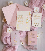 Zaproszenia ślubne z perełkami / tłoczeniem różowe zaproszenia na ślub, nowoczesne zaproszenia z tłoczeniem na kopercie, tłoczone zaproszenia ślubne ze złotymi literami, eleganckie zaproszenia ślubne ze wstązką4