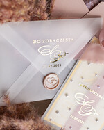 Zaproszenia ślubne z perełkami / tłoczeniem złote zaproszenia ślubne z perełkami, eleganckie zaproszenie na ślub w kalkowym etui, złocone zaproszenie na ślub cywilny perły, perełki na zaproszeniach ślubnych9