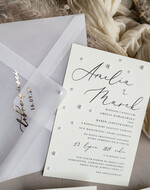 Zaproszenia ślubne z perełkami / tłoczeniem zaproszenia ślubne z perełkami, minimalistyczne zaproszenie na ślub z perełkami i kalką, rwane złocone zaproszenie na ślub cywilny perły10