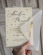 Zaproszenia ślubne z perełkami / tłoczeniem zaproszenia ślubne z perełkami, minimalistyczne zaproszenie na ślub z perełkami i kalką, rwane złocone zaproszenie na ślub cywilny perły3