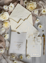 Zaproszenia ślubne z perełkami / tłoczeniem zaproszenia ślubne w kieszonce, eleganckie zaproszenia ślubne z jedwabną wstążką, tłoczone zaproszenia na ślub i wesele, tłoczone złote zaproszenie na ślub0