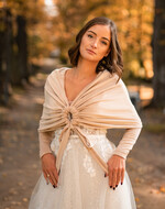 Panna Młoda Bolerka bolerka, narzutki, sweterki Welurowe Miekkie Bolerko Ślubne, Etola na jesienny ślub, Narzutka do sukni ślubnej z weluru, bolerko ślubne z weluru7