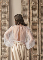 Panna Młoda Bolerka bolerka, narzutki, sweterki bolerko na letni ślub, bolerko z perełkami dla Panny Młodej, bolerko do sukni ślubnej w kolorze białym, bolerko z szerokimi rękawami6