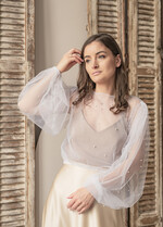 Panna Młoda Bolerka bolerka, narzutki, sweterki bolerko na letni ślub, bolerko z perełkami dla Panny Młodej, bolerko do sukni ślubnej w kolorze białym, bolerko z szerokimi rękawami7