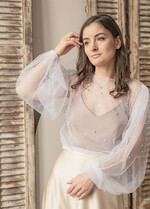 Panna Młoda Bolerka bolerka, narzutki, sweterki bolerko na letni ślub, bolerko z perełkami dla Panny Młodej, bolerko do sukni ślubnej w kolorze białym, bolerko z szerokimi rękawami11