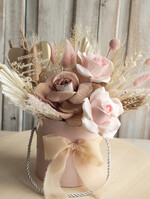 Prezenty, Podziękowania dla Rodziców Kompozycje Kwiatowe / Flowerboxy prezent dla rodziców, prezent dla mamy i taty na wesele, kompozycja z kwiatów suszonych pomysł na prezent dla rodziców, wieczne róże, flower box dla rodziców5