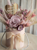 Prezenty, Podziękowania dla Rodziców Kompozycje Kwiatowe / Flowerboxy podziekowania dla rodzicow prezent dla mamy i taty na wesele, kompozycja z kwiatów suszonych pomysł na prezent dla rodziców, wieczne róże, flower box dla rodzicow1