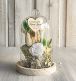 Prezenty, Podziękowania dla Rodziców Kompozycje Kwiatowe / Flowerboxy Personalizowane podziękowania dla Rodziców flowerbox z suszonych kwiatów, Wieczna róża Podziękowanie od Młodej Pary kwiaty w szklanej kopule, pomysł na prezent dla Rodziców lub Mamy1