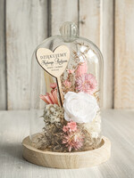 Prezenty, Podziękowania dla Rodziców Kompozycje Kwiatowe / Flowerboxy Podziękowania dla Rodziców flowerbox z suszonych kwiatów, Wieczna róża Podziękowanie od Młodej Pary kwiaty w szklanej kopule, pomysł na prezent dla Rodziców lub Mamy1