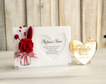 Prezenty dla Mamy flowerboxy, box ze słodyczami  personalizowany prezent dla Mamy i imieniem,  kartka z życzeniami na dzień Mamy statuetka róże z okazji dnia Matki, kwiaty upominek dedykacja 0