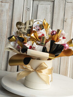 Prezenty dla Mamy flowerboxy, box ze słodyczami  prezent dla mamy, box dla mamy, słodki prezent dla mamy, kosz prezentowy dla mamy, zestaw słodyczy dla mamy, prezent na Dzień Mamy, upominek dla mamy, słodycze dla mamy9