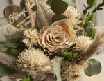 Prezenty dla Mamy flowerboxy, box ze słodyczami  prezent dla Mamy z okazji dnia Matki, kwiaty prezent dla mamy , kompozycja z suszonych kwiatów pomysł na prezent dla mamy, wieczne róże, flower box dla mamy4