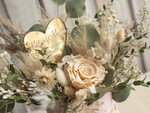 Prezenty dla Mamy flowerboxy, box ze słodyczami  kwiaty prezent dla Mamy z okazji dnia Matki, box kwiatowy dla mamy, kompozycja z suszonych kwiatów pomysł na prezent dla mamy, wieczne róże, flower box dla mamy1
