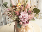Prezenty dla Mamy flowerboxy, box ze słodyczami  pomysł na prezent na dzień mamy, kwiaty dla mamy, wieczna róża dla mamy, zielono różowy bukiet dla mamy z suszonych kiatów4
