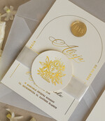 Zaproszenia na Komunię  dziewczynka  delikatne zaproszenie Komunijne, eleganckie zaproszenia na Komunię , Złote Zaproszenia na Komunię dla dziewczynki, zaproszenia Komunijne ze złotymi literami1