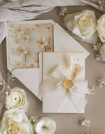 Zaproszenia na Komunię dla Dziewczynki dziewczynka  Eleganckie zaproszenia komunijne dla dziewczynki, zaproszenia na komunię z kwiatami, złote zaproszenia na komunię, zaproszenia na Pierwszą Komunię6