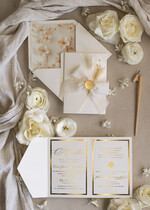 Zaproszenia na Komunię dla Dziewczynki dziewczynka  Eleganckie zaproszenia komunijne dla dziewczynki, zaproszenia na komunię z kwiatami, złote zaproszenia na komunię, zaproszenia na Pierwszą Komunię8