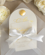 Zaproszenia na Komunię  dziewczynka  zaokrąglone zaproszenia komunijne, zaokrąglone zaproszenie na komunię, eleganckie złote zaproszenia na Pierwszą komunię3