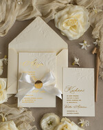 Zaproszenia na Komunię  dziewczynka    Eleganckie zaproszenia komunijne dla dziewczynki, zaproszenia na komunię z tłoczeniem, złote zaproszenia na komunię, zaproszenia na Pierwszą Komunię4