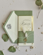 Zaproszenia na Komunię  chłopiec Podłużne szałwiowe złocone zaproszenia na Komunię nowoczesne   Zaproszenia komunijne personalizowane0