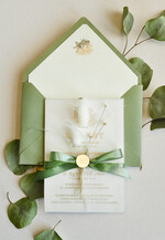 Zaproszenia na Komunię  chłopiec szałwiowe złocone zaproszenia na Komunię nowoczesne  Kalkowe Zaproszenia komunijne personalizowane5