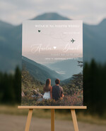 Plany stołów ze zdjęciem Pary Młodej Witamy gości weselnych napis powitanie gości na weselu, tablica powitalna dla gości weselnych, personalizowana tablica powitanie gości na weselu0