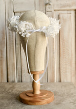 Dodatki dekoracje na komunię  wianki Wianek komunijny z białej hortensji, idealny do stylizacji komunijnej. Wianki komunijne z preparowanych kwiatów 3