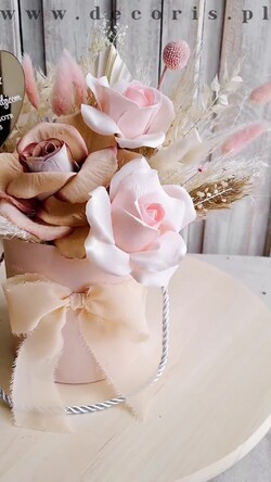 Prezenty, Podziękowania dla Rodziców Kompozycje Kwiatowe / Flowerboxy prezent dla rodziców, prezent dla mamy i taty na wesele, kompozycja z kwiatów suszonych pomysł na prezent dla rodziców, wieczne róże, flower box dla rodziców1