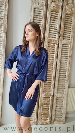 Prezenty dla świadków szlafrok dla świadkowej pomysł na pytanie czy zostaniesz moją świadkową szlafrok, satynowy szlafrok dla świadkowej, szlafrok na sesję zdjęciową1