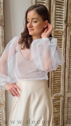 Panna Młoda Bolerka bolerka, narzutki, sweterki bolerko na letni ślub, bolerko z perełkami dla Panny Młodej, bolerko do sukni ślubnej w kolorze białym, bolerko z szerokimi rękawami1