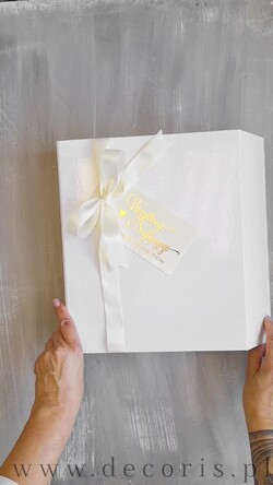  Prezenty dla Młodej Pary  zestawy i akcesoria do wina i drinków pomysły na prezenty z okazji ślubu dla Młodej Pary, Co dla nowożeńcom zamiast kwiatów, złote kieliszki dla Młodej Pary, kieliszki Mąż Żona1