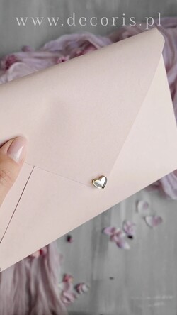 Zaproszenia ślubne Złote Glamour zaproszenia ślubne z piórami, strusie pióra na zaproszeniach ślubnych, nietypowe zaproszenie na ślub, złote zaproszenia na ślub i wesele1